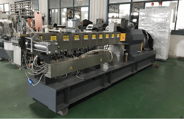Factory drawing of ExtruderX twin-screw extruder