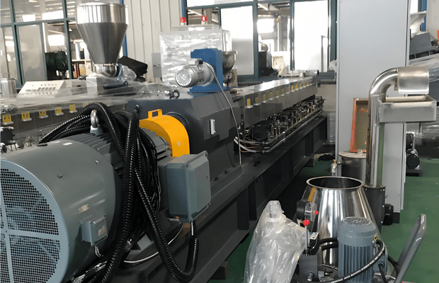 Factory drawing of ExtruderX twin-screw extruder
